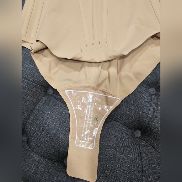 Honeylove boldness bodysuit NWT Large - Picture 3 of 4